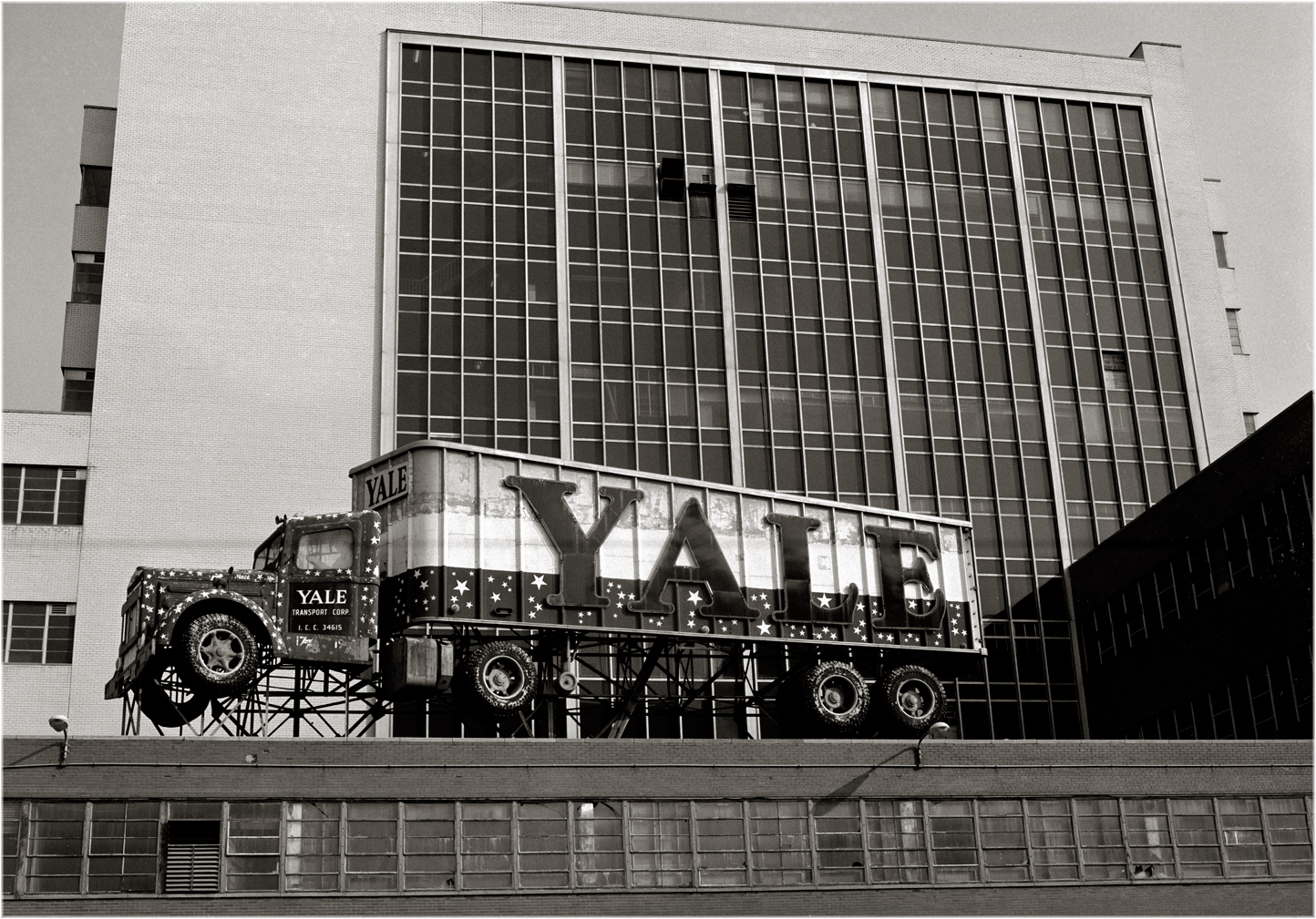 yale-truck-1986-copy.jpg